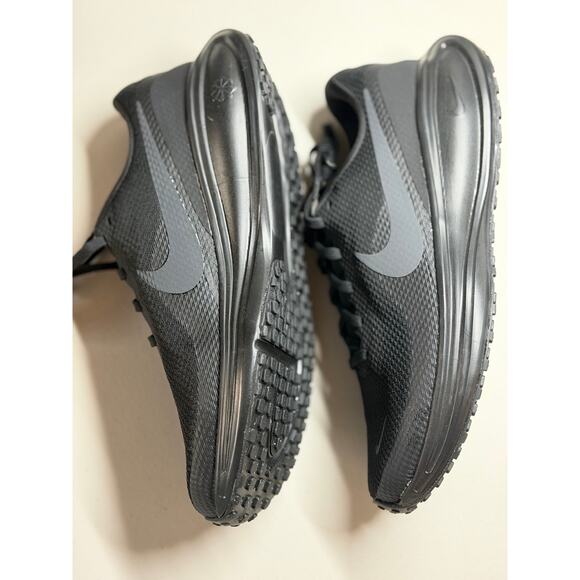 NEW! W Nike Revolution 8 Size11 Black Running Walking Sneakers